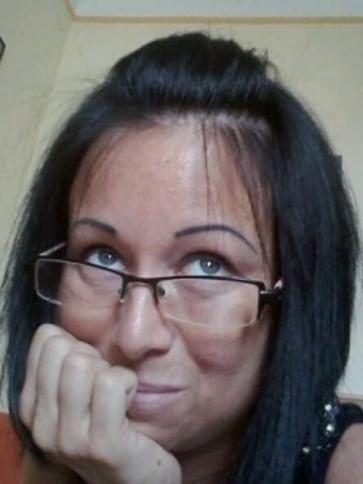 Évi, 42 éves szigetszentmiklósi társkereső nő profil fotója