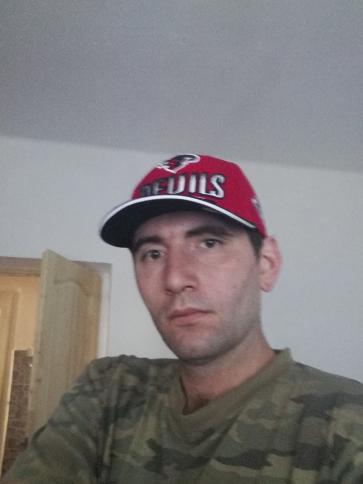 József, 37 éves ajkai társkereső férfi profil fotója