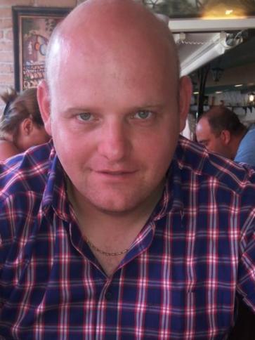 Attila, 41 éves galgamácsai társkereső férfi profil fotója