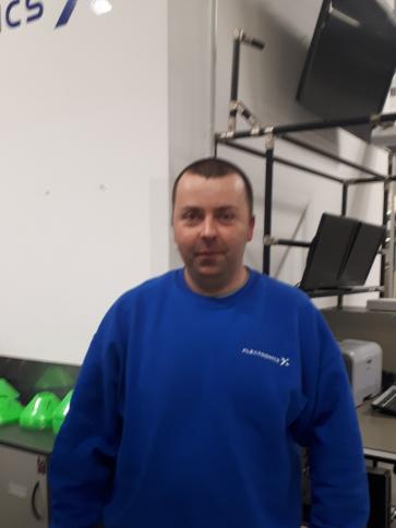 Géza, 45 éves pákai társkereső férfi profil fotója