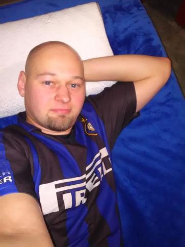 Miklós, 36 éves császártöltési társkereső férfi profil fotója