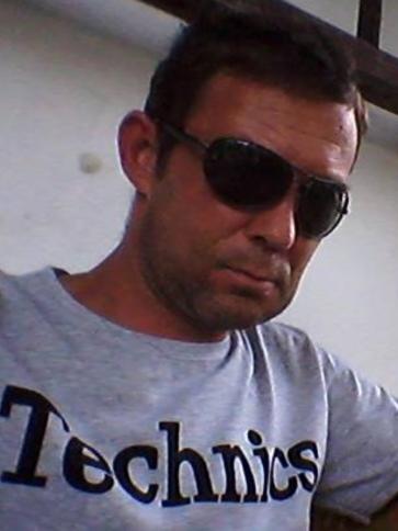 Sanyi, 47 éves jánoshalmi társkereső férfi profil fotója