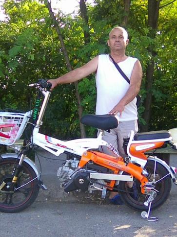 János, 63 éves lepsényi társkereső férfi profil fotója