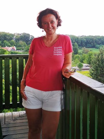 Eszter, 51 éves Budapest XVI. kerületi társkereső nő profil fotója Eszter, 51 éves Budapest XVI. kerületi társkereső nő profil fotója