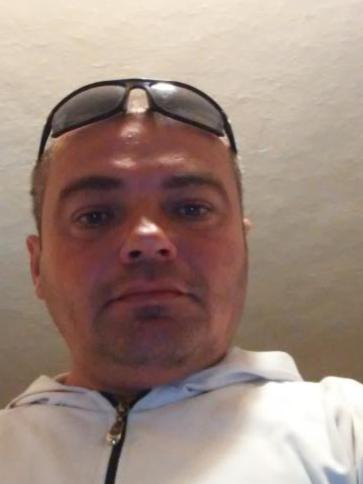 Laszlo, 47 éves tószegi társkereső férfi profil fotója