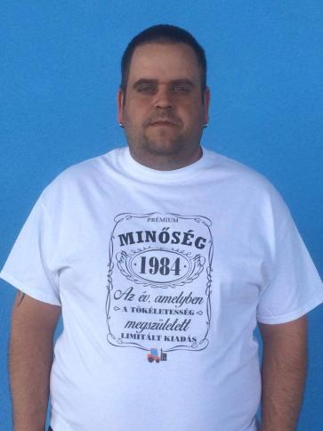 Balázs, 41 éves kemenesmagasi társkereső férfi profil fotója