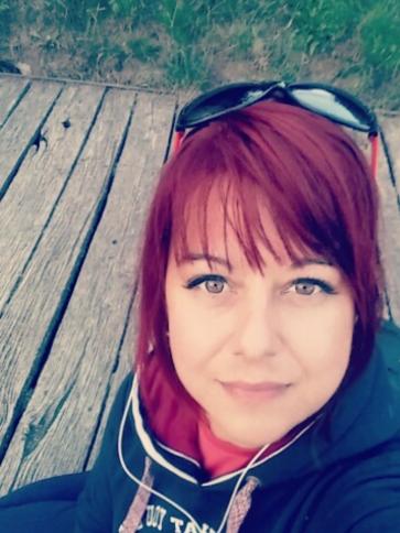 Éva, 48 éves szolnoki társkereső nő profil fotója