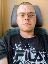 Sziasztok! Péter vagyok. Komoly szabási párkereső nők jelentkezését várom.