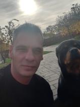 Sziasztok! Béla vagyok. Igényes fehérgyarmati párkereső nőt keresek.