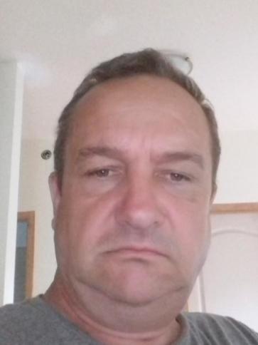 Jozsef, 60 éves csobánkai társkereső férfi profil fotója