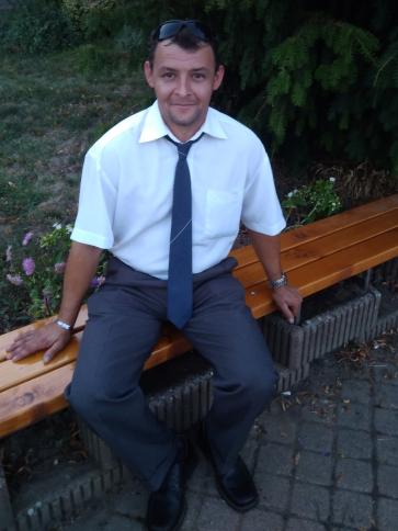 Jozsi, 45 éves zsombói társkereső férfi profil fotója