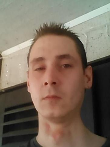 Csaba, 36 éves nagyigmándi társkereső férfi profil fotója