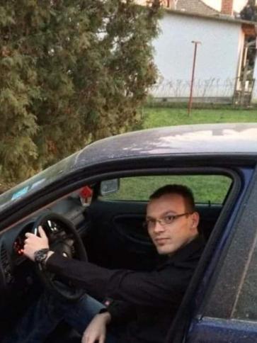 Sándor, 37 éves kislángi társkereső férfi profil fotója