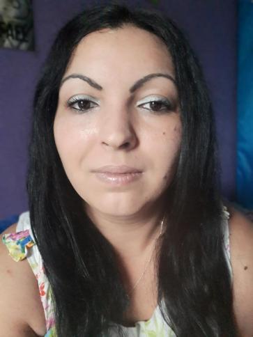 Moncsi, 34 éves gyáli társkereső nő profil fotója Moncsi, 34 éves gyáli társkereső nő profil fotója