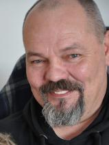 Sziasztok! Jozsef vagyok. Online csehországi randizni vágyó nők kattinsatok a kedvenc gombra.