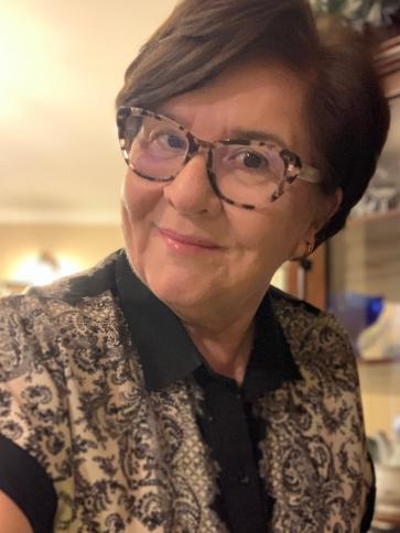 Anikó, 67 éves hajdúszoboszlói társkereső nő profil fotója Anikó, 67 éves hajdúszoboszlói társkereső nő profil fotója