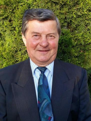 Mihály, 76 éves hajdúszoboszlói társkereső férfi profil fotója