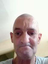 Sziasztok! Csaba vagyok. Komoly hajmáskéri párkereső nők jelentkezését várom.