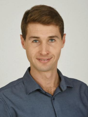 Csaba, 42 éves szerencsi társkereső férfi profil fotója
