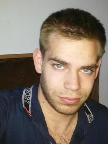 János, 48 éves kisbéri társkereső férfi profil fotója János, 48 éves kisbéri társkereső férfi profil fotója