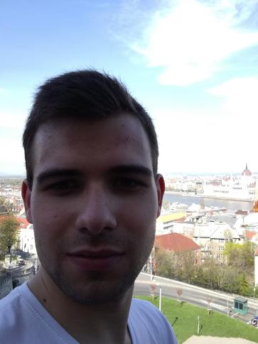 Márk, 28 éves zalaegerszegi társkereső férfi profil fotója