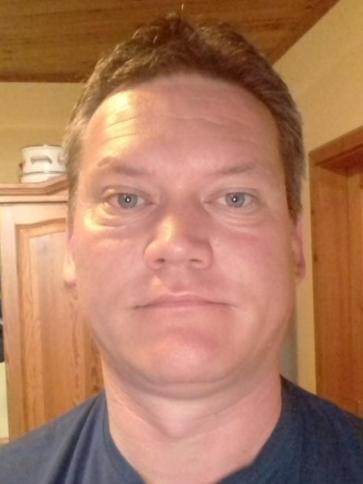 László, 49 éves kőszegi társkereső férfi profil fotója