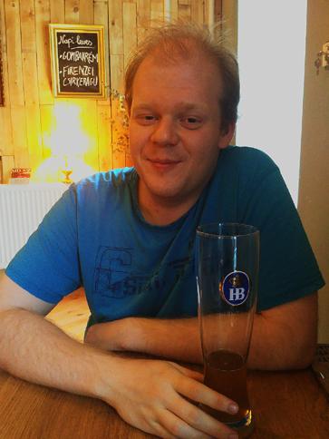 Máté, 33 éves Budapest XI. kerületi társkereső férfi profil fotója