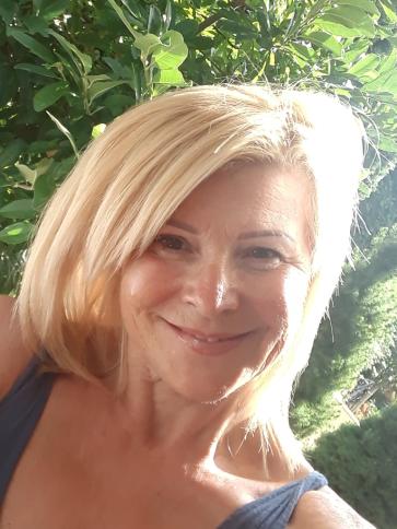 Zsuzsa, 65 éves debreceni társkereső nő profil fotója