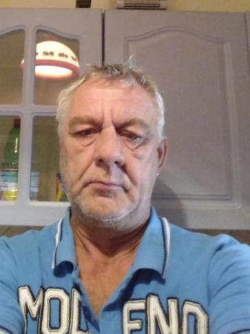 Péter, 60 éves tóalmási társkereső férfi profil fotója