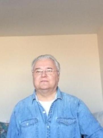 Janos, 71 éves Budapest VIII. kerületi társkereső férfi profil fotója