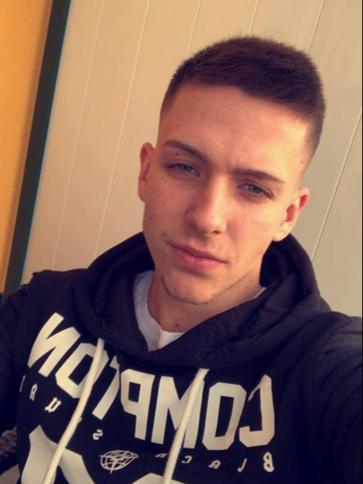 Máté, 27 éves ausztriai társkereső férfi profil fotója