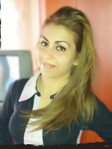 Szabina, 33 éves ajaki társkereső nő profil fotója