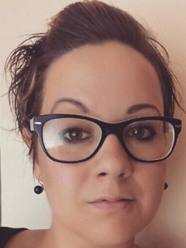 Bernadett, 35 éves kiskunhalasi társkereső nő profil fotója Bernadett, 35 éves kiskunhalasi társkereső nő profil fotója