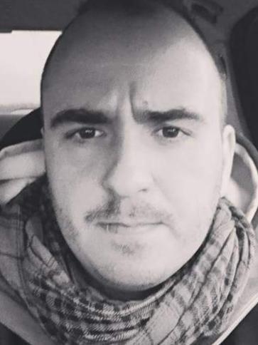 Krisztián, 36 éves nyúli társkereső férfi profil fotója Krisztián, 36 éves nyúli társkereső férfi profil fotója