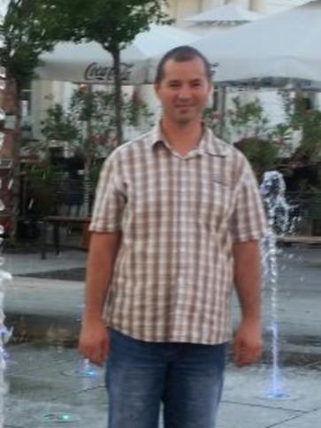 László, 42 éves nagyatádi társkereső férfi profil fotója