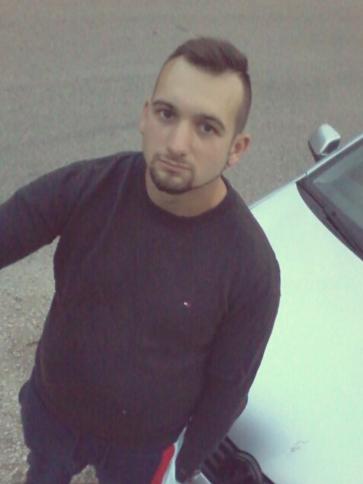 János, 35 éves kincsesbányai társkereső férfi profil fotója