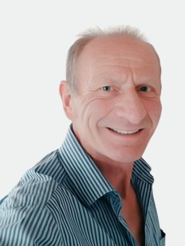 Nándi, 56 éves szemenyei társkereső férfi profil fotója