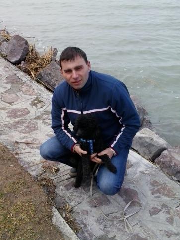 Béla, 48 éves enyingi társkereső férfi profil fotója
