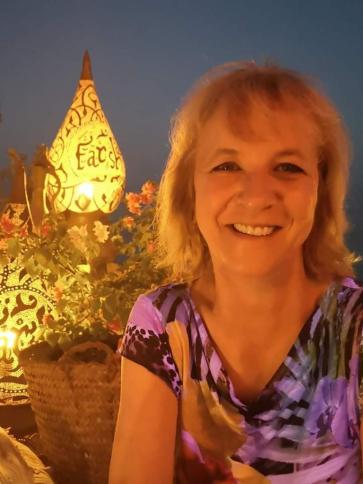 Gyöngyi, 59 éves szobi társkereső nő profil fotója