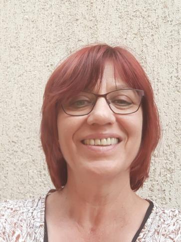 Bea, 58 éves dombóvári társkereső nő profil fotója