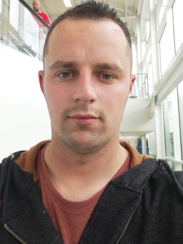 László, 35 éves höveji társkereső férfi profil fotója