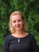 Sziasztok! Brigitta vagyok. Igényes diósdi párkereső férfit keresek.