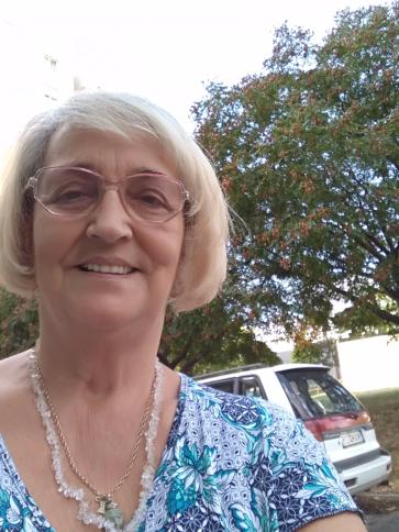 Margit, 77 éves törökbálinti társkereső nő profil fotója