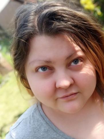 Judit, 38 éves százhalombattai társkereső nő profil fotója