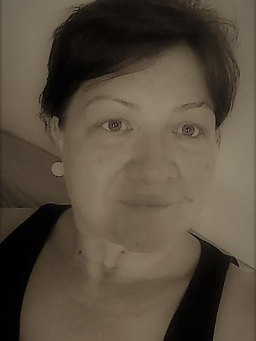 Csilla, 58 éves békési társkereső nő profil fotója