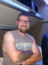 Sziasztok! István vagyok. Komoly jékei párkereső nők jelentkezését várom.