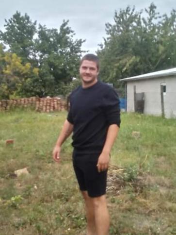 Tamás, 28 éves dorogi társkereső férfi profil fotója