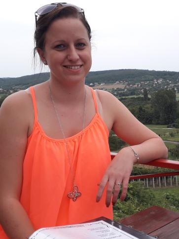 Marianna, 38 éves ercsi társkereső nő profil fotója