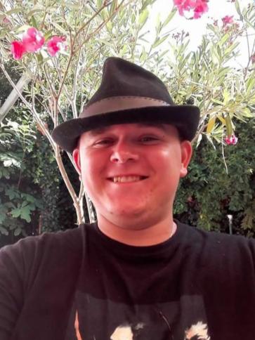 Balázs, 30 éves tiszaszentimrei társkereső férfi profil fotója