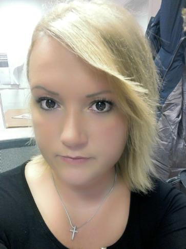Anett, 38 éves gyöngyösi társkereső nő profil fotója